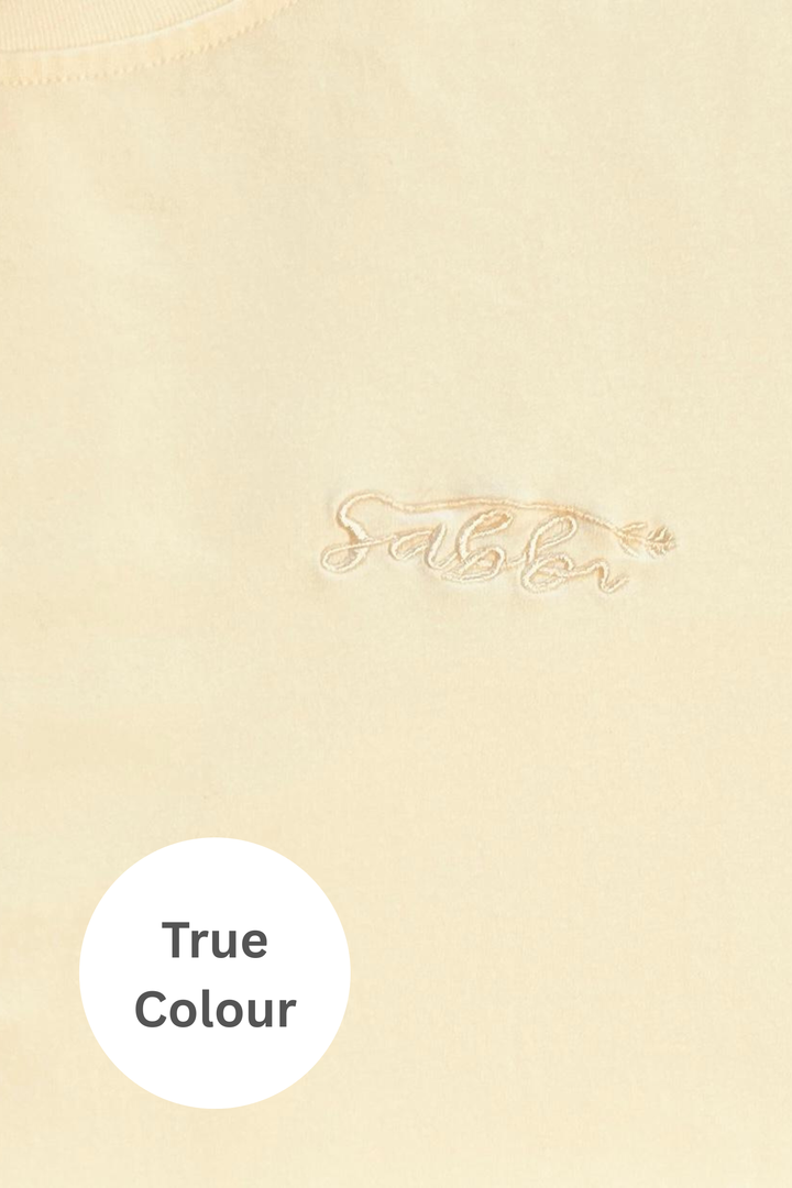 THE REGULAR FIT TEE - CREAM