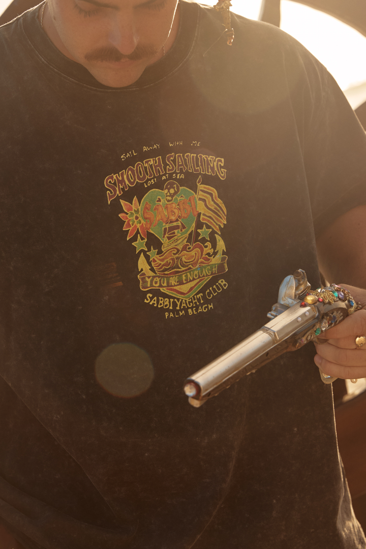 THE SMOOTH SAILING SLIM FIT TEE