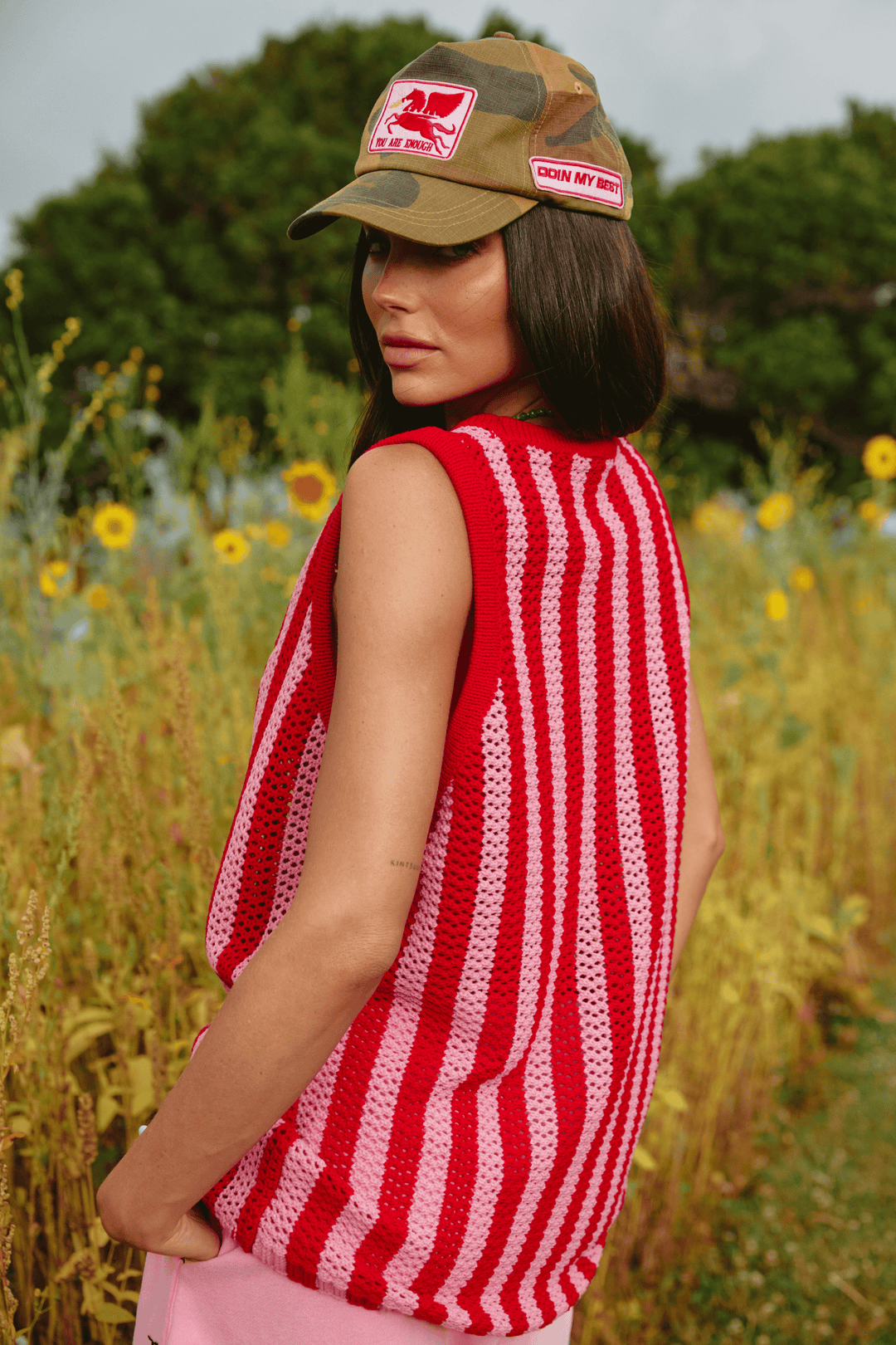 THE KNIT B-BALL SINGLET - RED & PINK