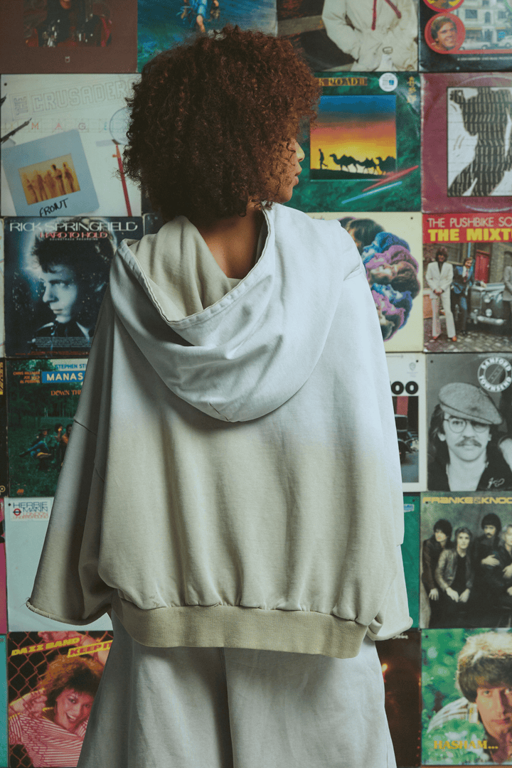 THE HALF ZIP HOODIE - STONE